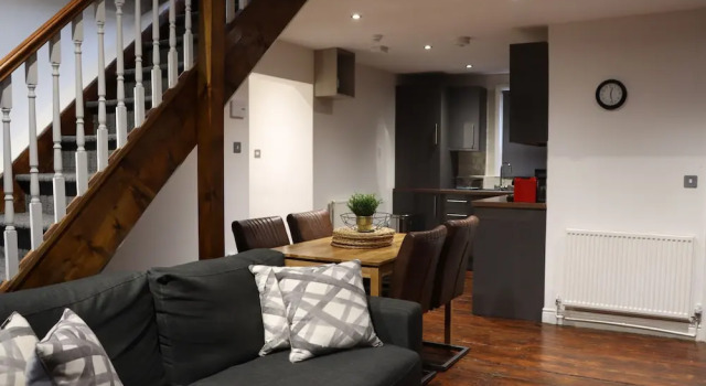 Апартаменты UStay 27 Stanley Street Party Apartments