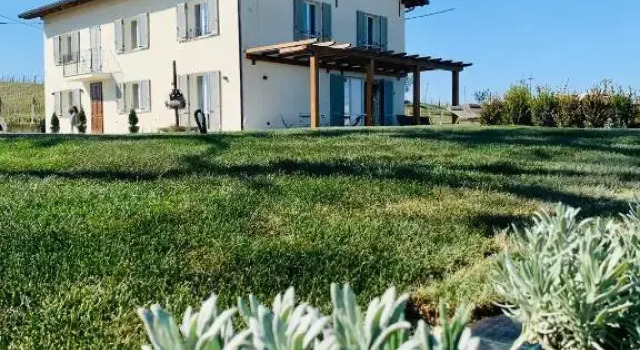 Villa Bricco 46, Boek Villa Villa's in Piemonte, Villa