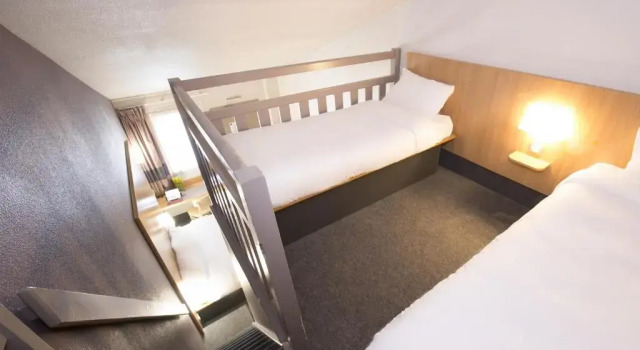 Номер Standard B&B HOTEL CHATEAUROUX Aéroport