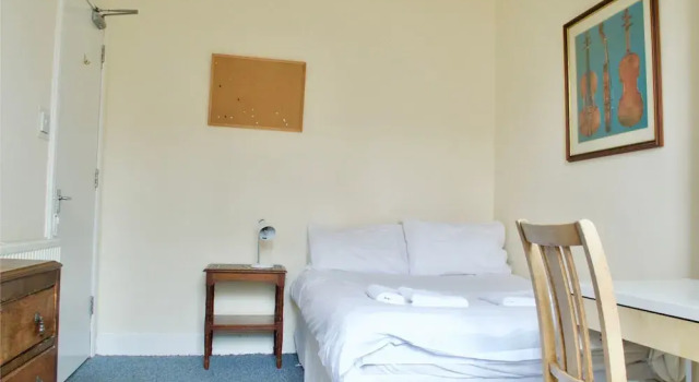 3 Bedroom City Flat in Edinburgh, Забронировать Отель Эдинбург Midlothian, рядом с Flodden Wall