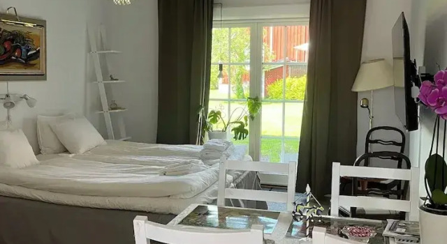 Flygeln lägenhetshotell, Rezerwuj Hotel Hotele w Svealand z parkingiem, Parking