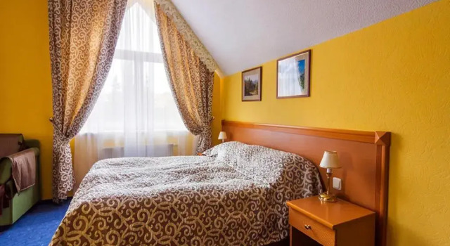 Полулюкс Zoloto Karpat