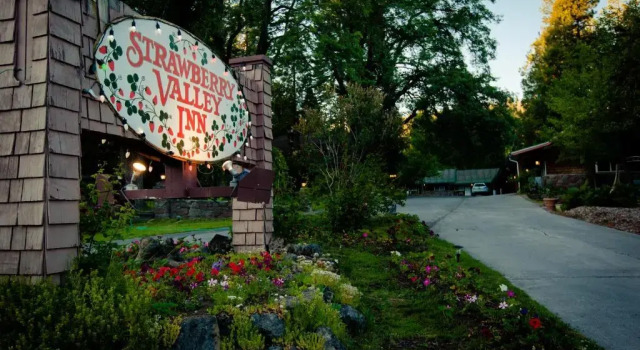 Strawberry Valley Inn, Réserver Auberge Mont Shasta Californie