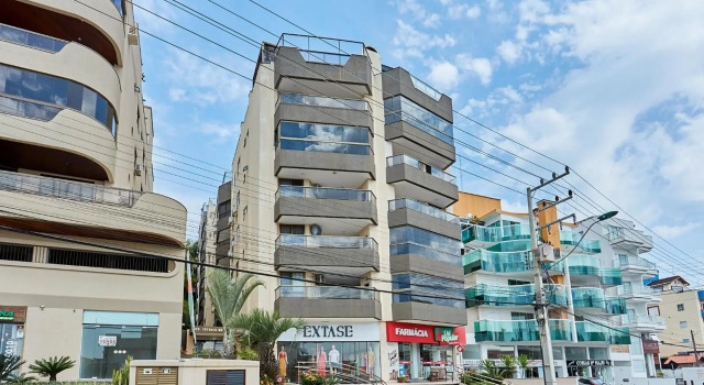 1074 Apartamento de cobertura com linda vista para o mar com 02 dormitórios 01 vaga de garagem na praia do centro de Bombinhas, Забронировать Апартаменты/квартира Апартаменты Бомбиньяс, рядом с Пляж Canto Grande, Апартаменты/квартира