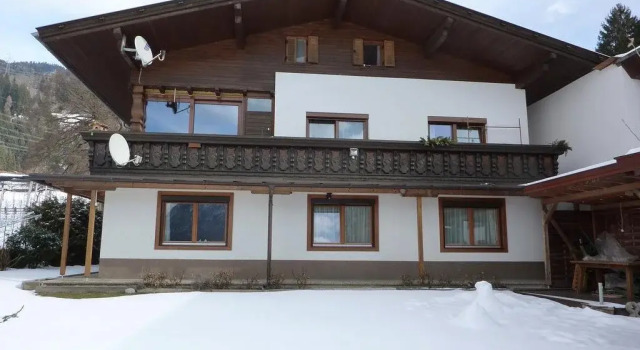 Haus Zwischenberger, Rezerwuj Hotel Hotele w Lienz Dolomites z parkingiem, Parking