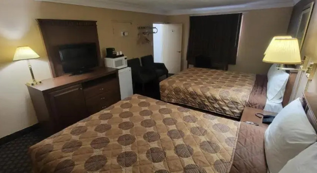 Четырёхместный номер Standard Faulds Motel