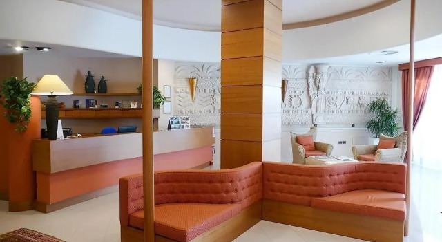 Stella charming & luxury rooms, Varaa Hotelli Hotellit Conversano aamiaisella, Aamiainen