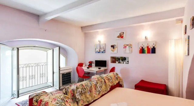 Central Apartment in Taormina Near the Sea