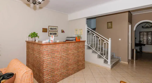 Remezzo Apartments & Studios