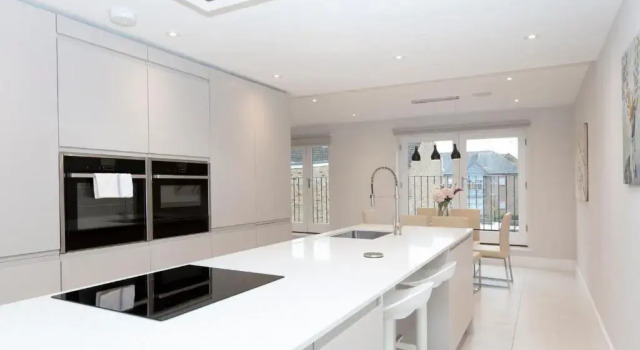 Коттедж Stunning Central Windsor Town House With Parking