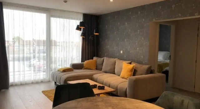 Апартаменты с 3 комнатами с балконом Aparthotel Acropolis