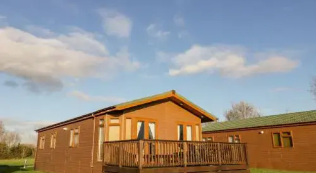 Harvester Lodge, Book Hotel Weston-super-Mare Somerset