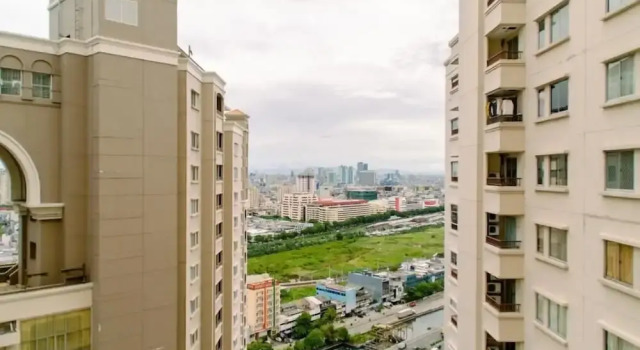 Modern And High Floor 1Br With Walk In Closet At Marina Ancol Apartment, Book Apartment Jakarta Jakarta Province