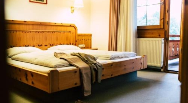 Aparthotel Terrassenhof, Varaa Huoneistohotelli Hotellit Baijeri pysäköinnillä, Pysäköinti