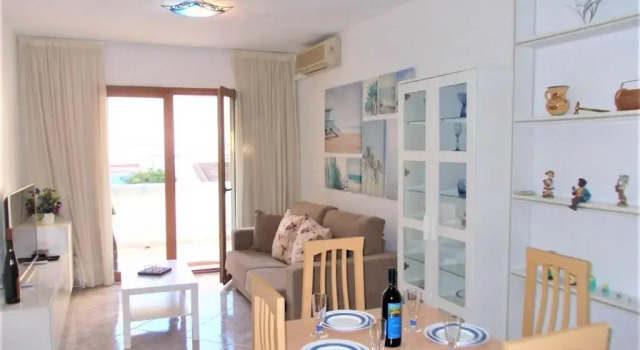 Cosy Bungalow Near Beach