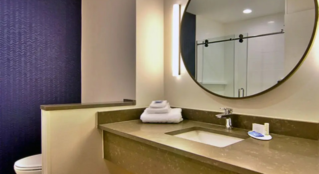 Двухместный люкс Fairfield Inn & Suites by Marriott Nashville Airport