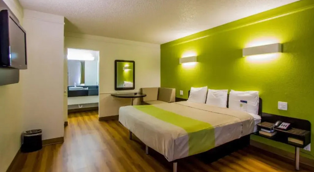 Номер Standard Motel 6-Austin, TX - Midtown