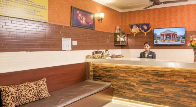 Shri Sai Guest House - Opp Azadpur Main Mandi I Couple Friendly I Metro Access, Забронировать Гостевой дом Отели Нью-Дели с завтраком, Завтраки