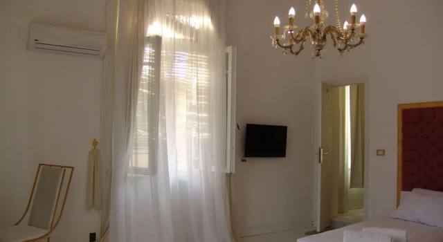 Трёхместный номер Classic Hotel Velvet 1928