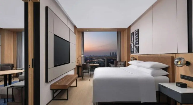Люкс Premier с видом на реку Four Points by Sheraton Yancheng, Jianhu