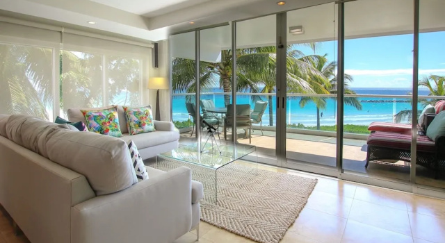 Апартаменты с 2 комнатами Stunning Beachfront 2-Bed Condo with Pool - Ocean One 204 by BSL Rentals