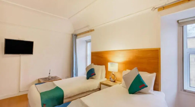 Трёхместный номер Standard OYO Eastbank Hotel