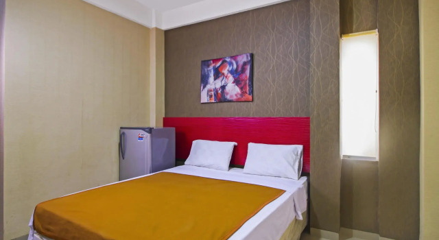 Номер Standard RedDoorz near Cilandak Town Square
