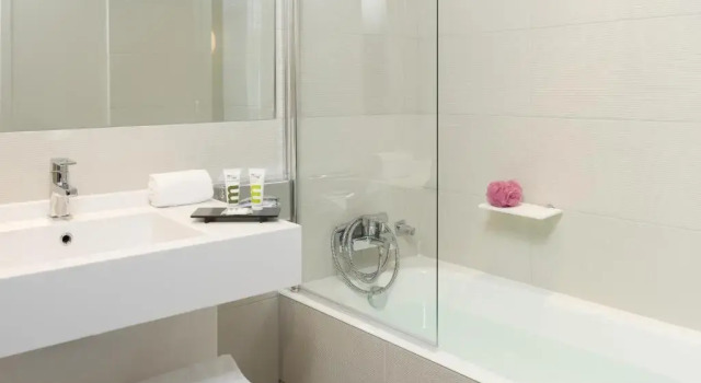 Двухместный номер Privilege Mercure Paris Levallois