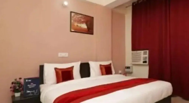 Hotel Trio Rooms, Забронировать Отель Пахар-Ганж Нью-Дели, рядом с Рынок Садар-Базар