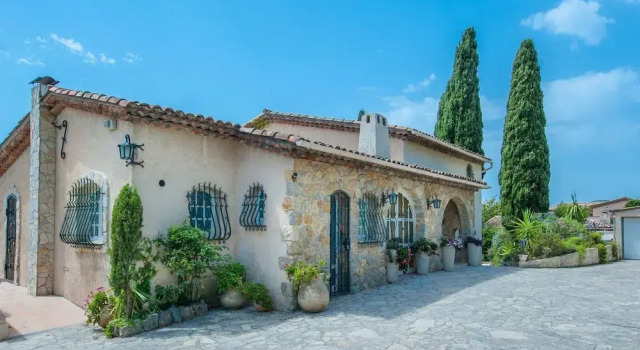 Sea View Villa with Pool, Забронировать Вилла Валлорис Приморские Альпы