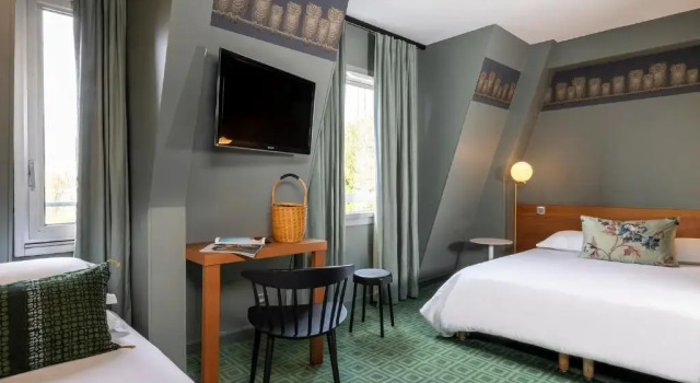 Трёхместный номер Standard LHotel - face au château - boutique hôtel et séminaires