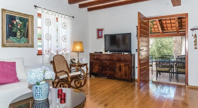 Amazing Home in Lozovac With Wifi and 3 Bedrooms