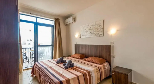 GetawaysMalta - SeaShells Apartment 11 with Terrace and Sea Views in Bugibba