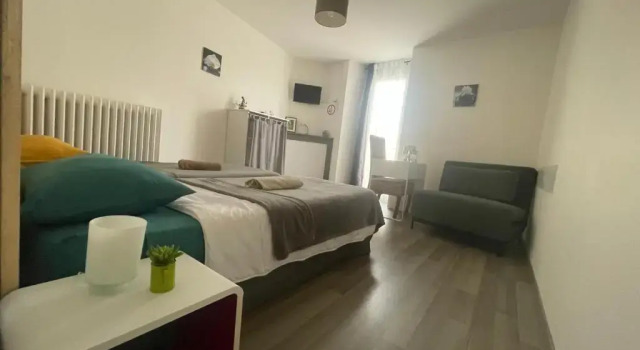 Gîte:"sur le chemin", Book Hotel Livinhac-le-Haut 