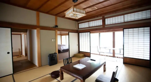 Номер Japanese-Style Deluxe Family Koyasan Shukubo Saizenin