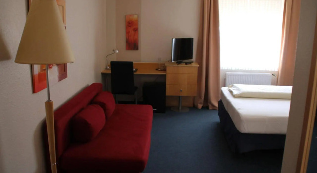 Residenz Hotel Neu Wulmstorf, Rezervasyon Otel Neu Wulmstorf Lower-Saxony