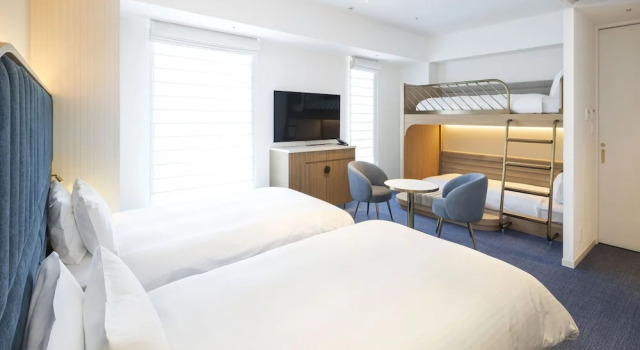 Четырёхместный номер Standard Hotel Comento Yokohama Kannai
