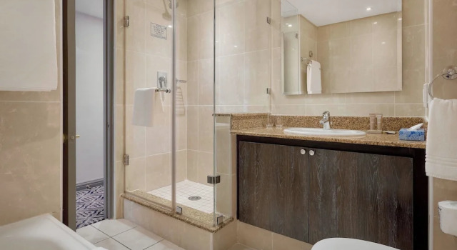 Двухместный номер с балконом и с видом на сад Protea Hotel by Marriott Johannesburg Balalaika Sandton
