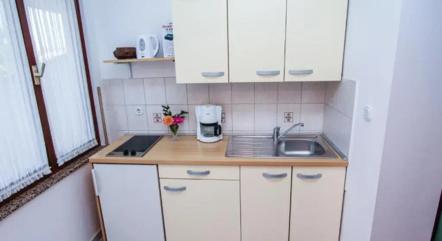 Студия Apartments Ritoša