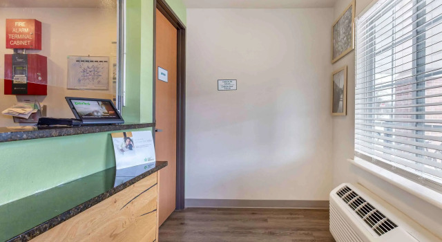 Extended Stay America Select Suites Gainesville, Đặt Khách sạn Gainesville 