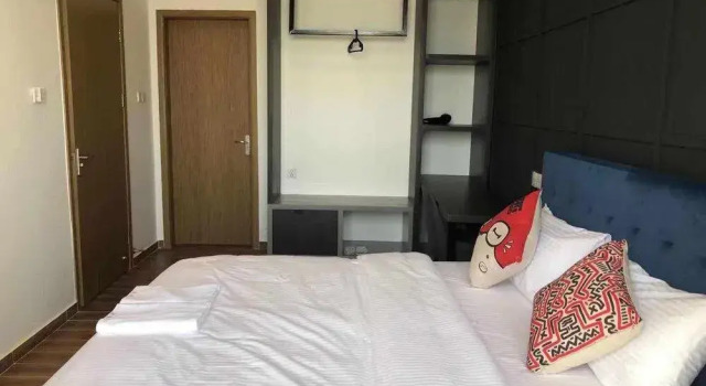 Skyline, Book Pension Prampir Makara 