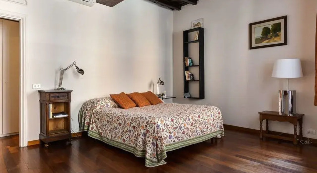 Spanish Steps Apartment