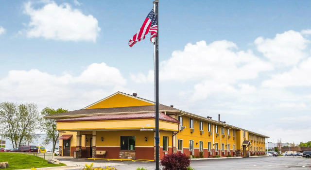 Quality Inn Janesville North, Prenota Hotel Hotel a Janesville con parcheggio, Parcheggio