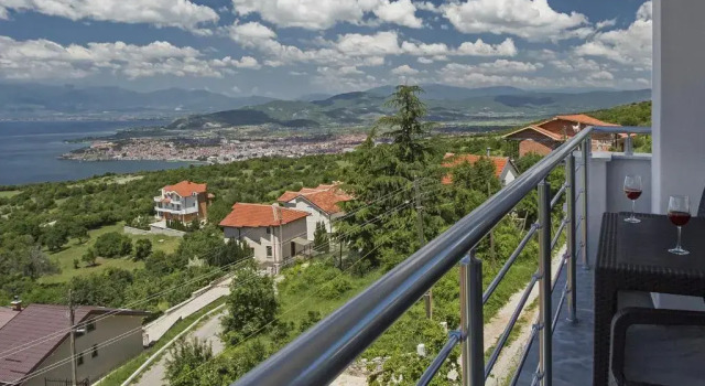 Апартаменты Superior Velestovo View Apartments