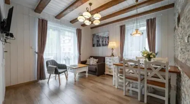 Domki i Apartamenty Cicha Dolina z jacuzzi, Prenota Appartamento Hotel a Silesia con piscina, Piscina
