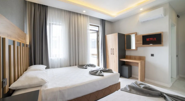 Трёхместный номер Standard с балконом Kafkas Hotel