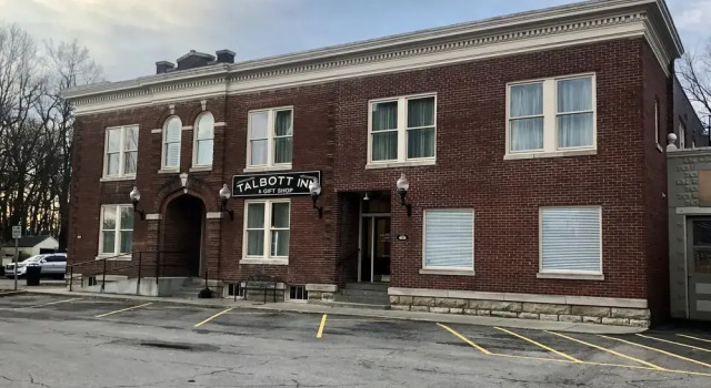 Talbott Tavern and Inn, Забронировать Гостевой дом Бардстаун Bourbon Trail Kentucky, рядом с My Old Kentucky Home State Park