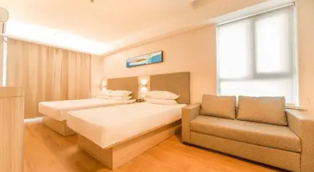 Семейный люкс Hanting Hotel Shenyang Tiexi Qigong Street Metro Station