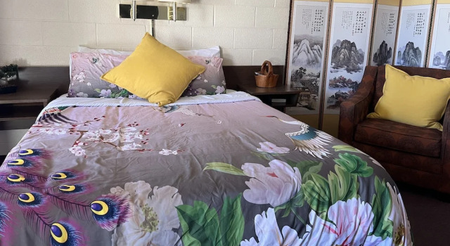 Люкс Midtown Inn & Suites