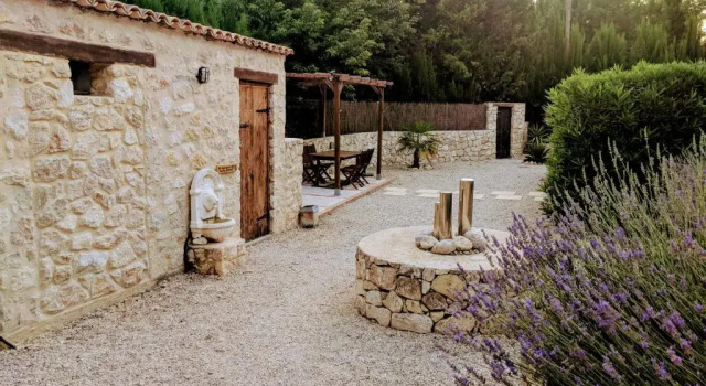 Вилла Country villa guest suite & private pool